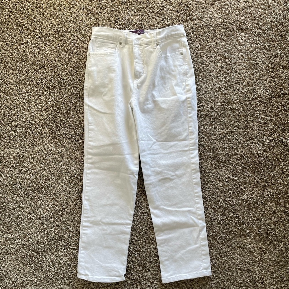 gloria vanderbilt white jeans